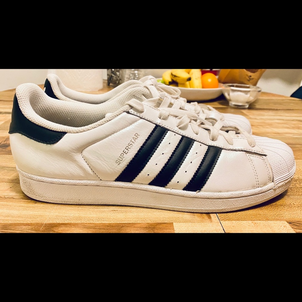 🚨SOLD Adidas Superstar WhiteBlack Stripes Size 13